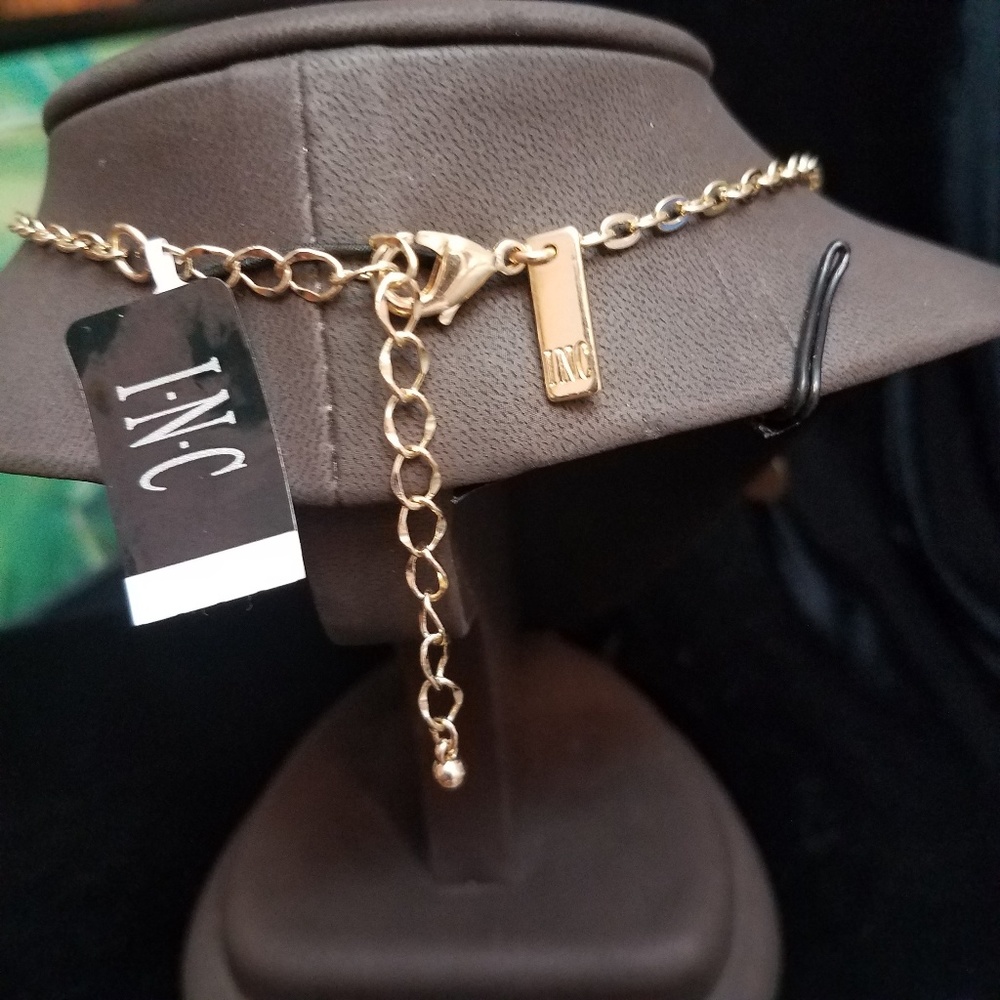New INC Bib style necklace - Picture 3 of 3